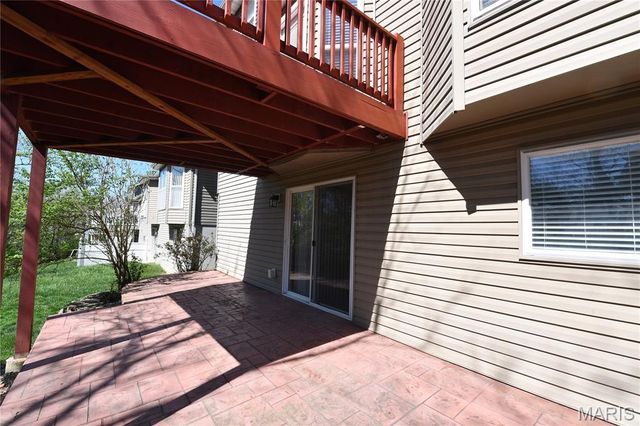 1712 Preston Centre Drive, Fenton, MO 63026