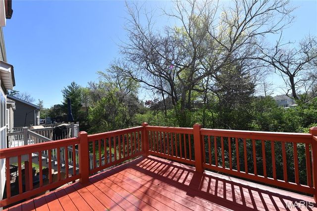 1712 Preston Centre Drive, Fenton, MO 63026