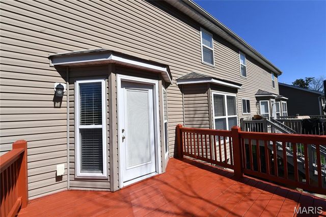 1712 Preston Centre Drive, Fenton, MO 63026