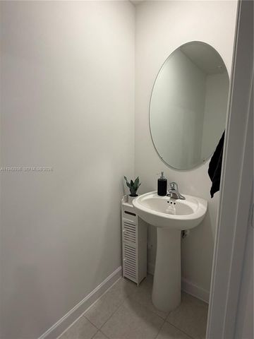 14872 SW 265th St, Homestead, FL 33032