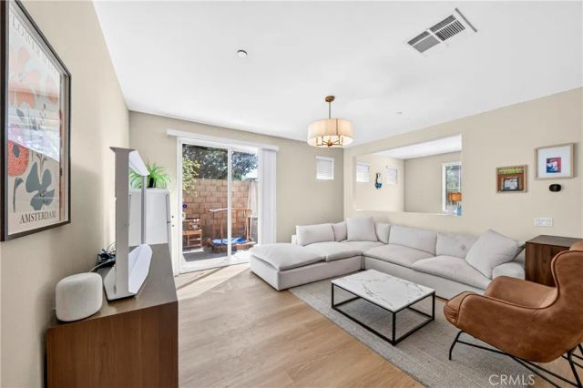 10947 Periwinkle, Riverside, CA 92503