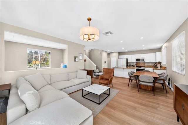 10947 Periwinkle, Riverside, CA 92503