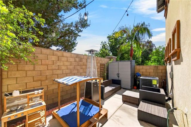 10947 Periwinkle, Riverside, CA 92503