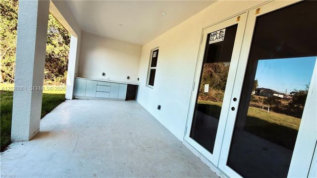 3114 6th st W, Other City - In The State Of Florida, FL 33971