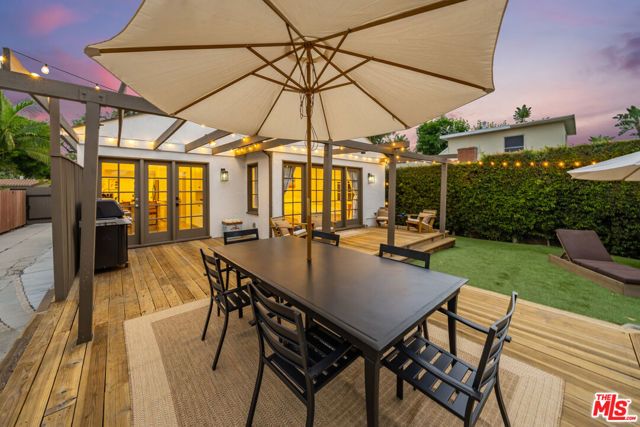 6537 Moore Drive, Los Angeles, CA 90048