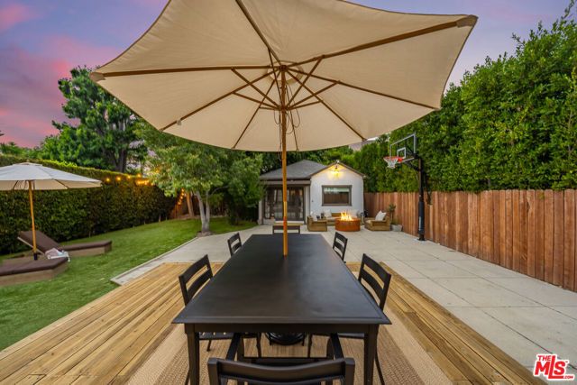 6537 Moore Drive, Los Angeles, CA 90048