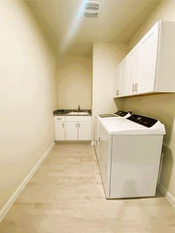 512 Hoot Owl LN S, Leander, TX 78641