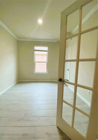 512 Hoot Owl LN S, Leander, TX 78641