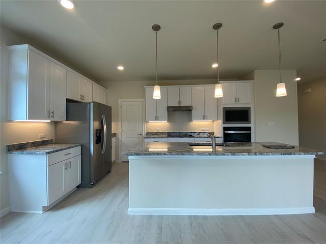 512 Hoot Owl LN S, Leander, TX 78641