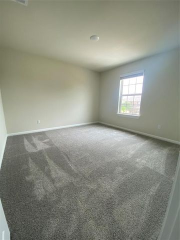 512 Hoot Owl LN S, Leander, TX 78641