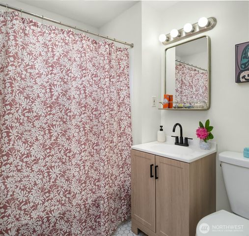24026 54th Avenue W, Mountlake Terrace, WA 98043