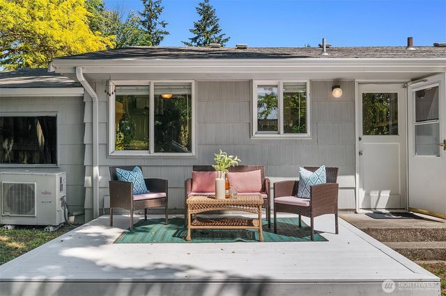 24026 54th Avenue W, Mountlake Terrace, WA 98043