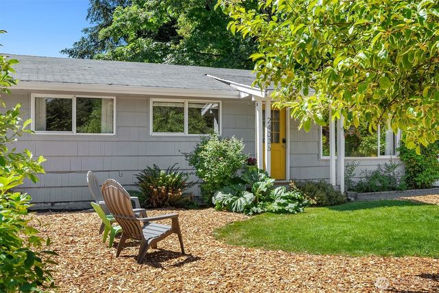 24026 54th Avenue W, Mountlake Terrace, WA 98043