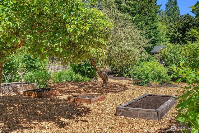 24026 54th Avenue W, Mountlake Terrace, WA 98043
