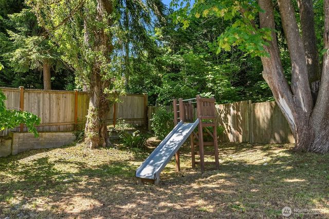 24026 54th Avenue W, Mountlake Terrace, WA 98043