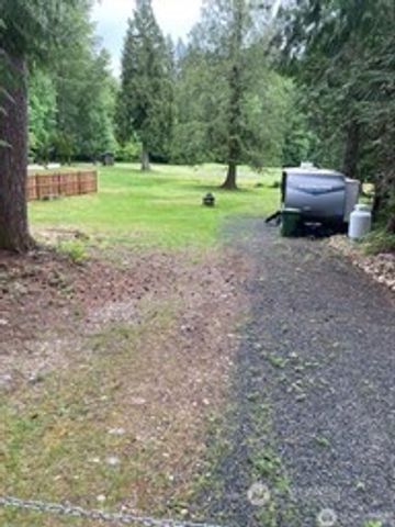 201 N Duckabush Drive E, Hoodsport, WA 98548
