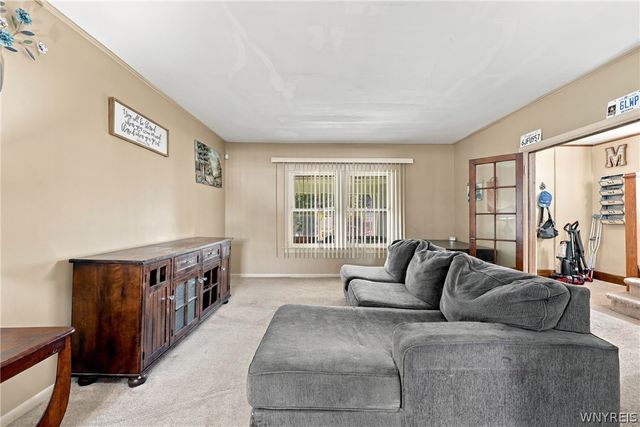 2484 La Salle Avenue, Niagara Falls, NY 14301