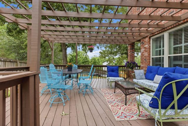 37 Saratoga Drive, Little Rock, AR 72223