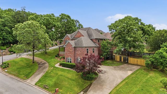 37 Saratoga Drive, Little Rock, AR 72223