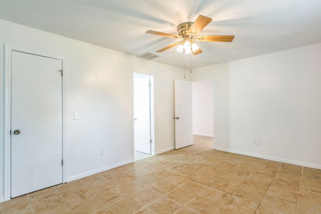 9109 NW 101st Street, Yukon, OK 73099