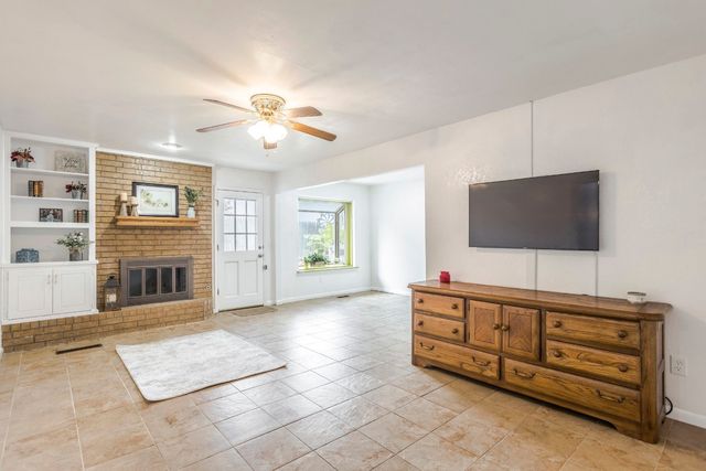 9109 NW 101st Street, Yukon, OK 73099