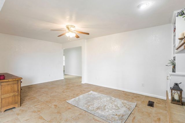 9109 NW 101st Street, Yukon, OK 73099