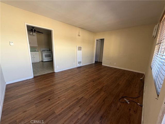 7601 N Hollywood, Burbank, CA 91505