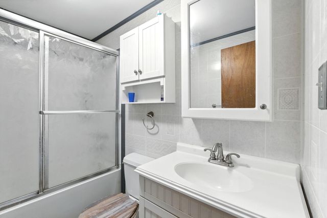 2498 Spout Springs Road, Irvine, KY 40336