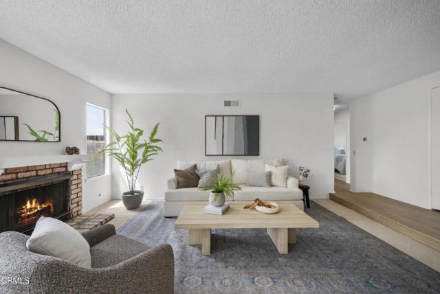 1431 Kelp Street, Oxnard, CA 93035