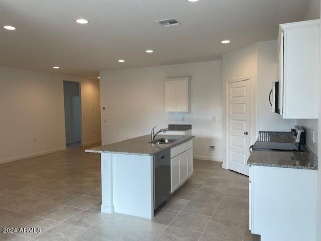 2471 W Shanley Avenue, Apache Junction, AZ 85120