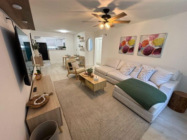 1150 E Sample Road, Pompano Beach, FL 33064