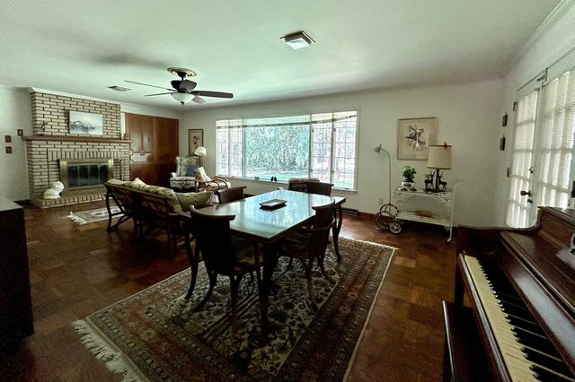 860 N Shem Drive, Mount Pleasant, SC 29464