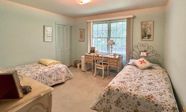 860 N Shem Drive, Mount Pleasant, SC 29464