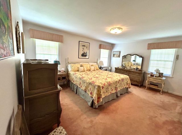 860 N Shem Drive, Mount Pleasant, SC 29464