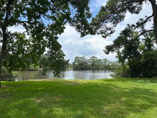 860 N Shem Drive, Mount Pleasant, SC 29464