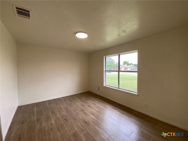 2207 Wright Way B, Killeen, TX 76543