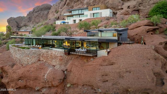 4925 E RED ROCK Drive 43, Phoenix, AZ 85018