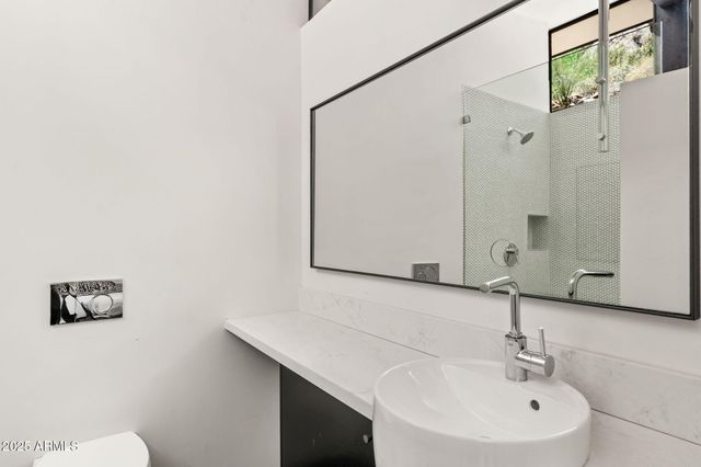 4925 E RED ROCK Drive 43, Phoenix, AZ 85018