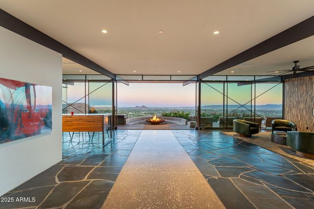 4925 E RED ROCK Drive 43, Phoenix, AZ 85018