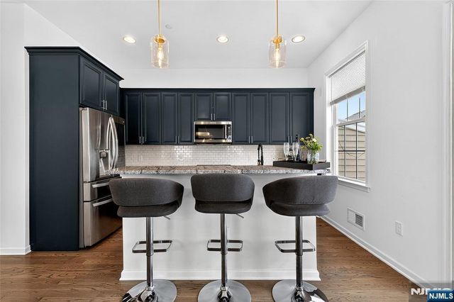 165 Roosevelt Drive, Wood Ridge, NJ 07075