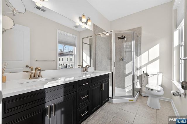 165 Roosevelt Drive, Wood Ridge, NJ 07075