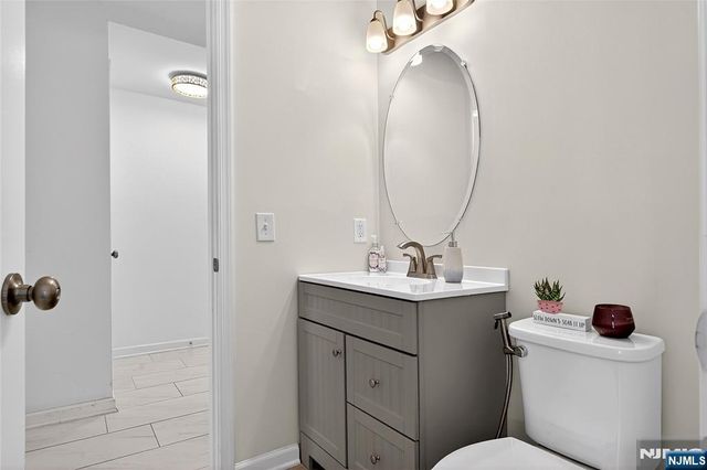 165 Roosevelt Drive, Wood Ridge, NJ 07075