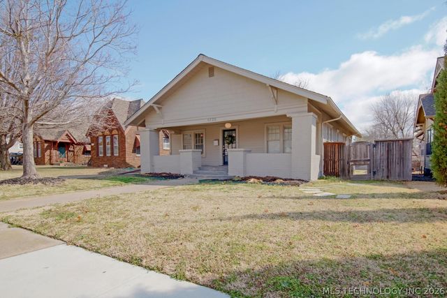 1735 S Yorktown Avenue, Tulsa, OK 74104