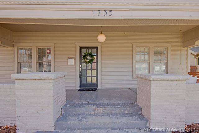 1735 S Yorktown Avenue, Tulsa, OK 74104