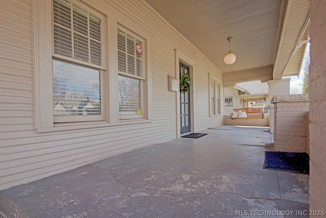 1735 S Yorktown Avenue, Tulsa, OK 74104