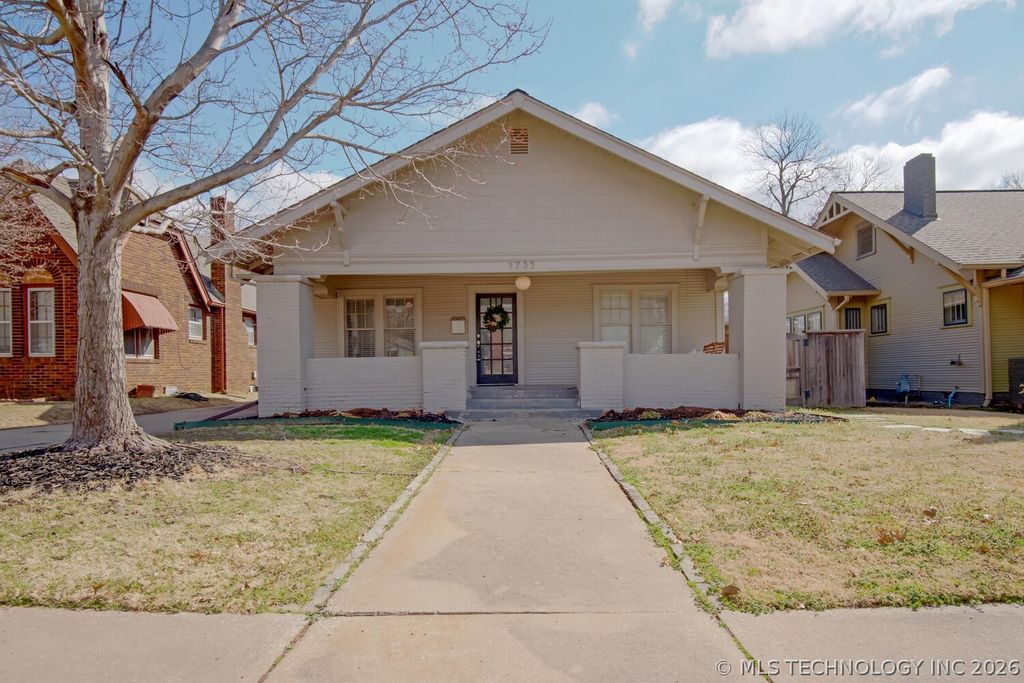 1735 S Yorktown Avenue, Tulsa, OK 74104
