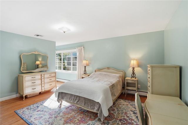 242 Bretton Woods Drive, Cranston, RI 02920