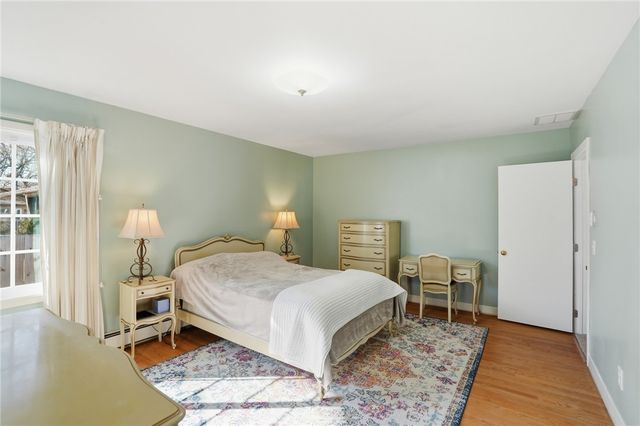 242 Bretton Woods Drive, Cranston, RI 02920