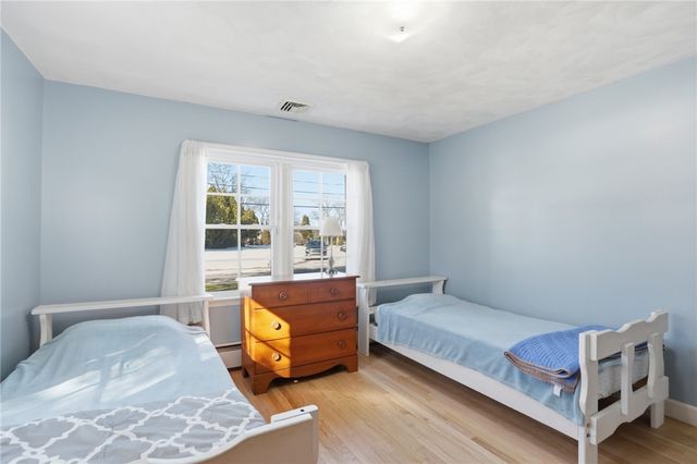 242 Bretton Woods Drive, Cranston, RI 02920