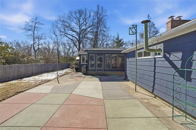 242 Bretton Woods Drive, Cranston, RI 02920